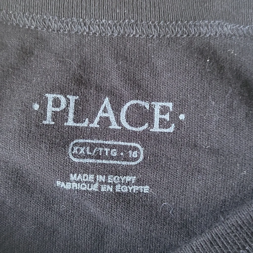Childrens place black guitar long sleeve XXL/16